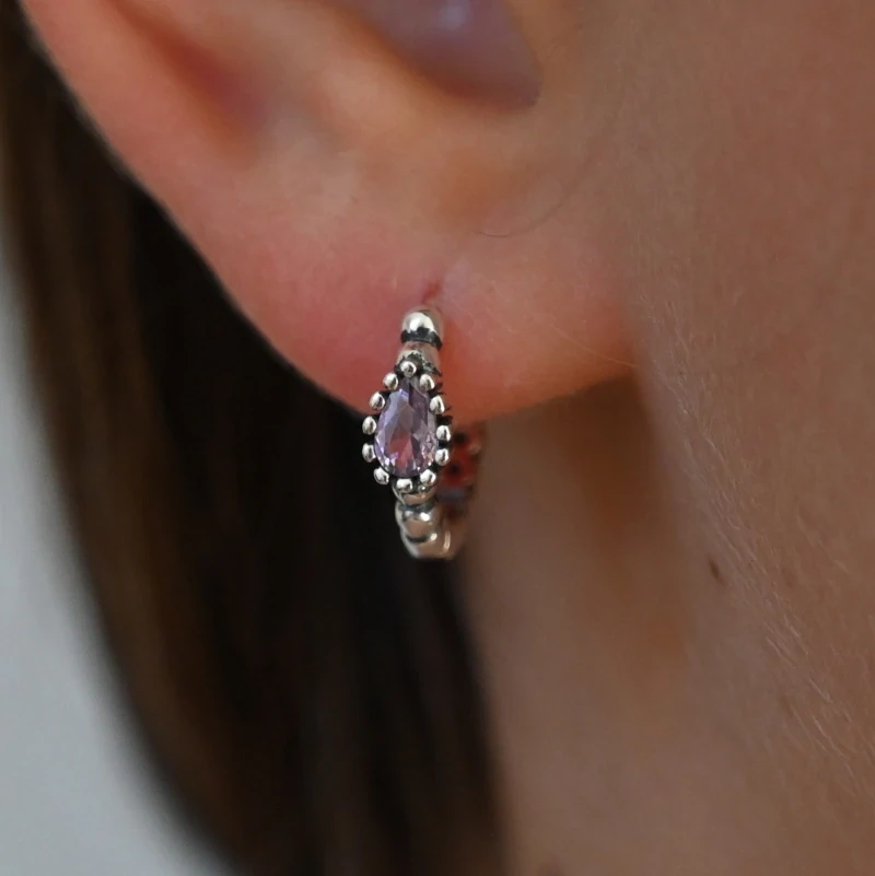 Vorlové Šperky, Stříbrné náušnice kruhy kapičky fialový zirkon, N294